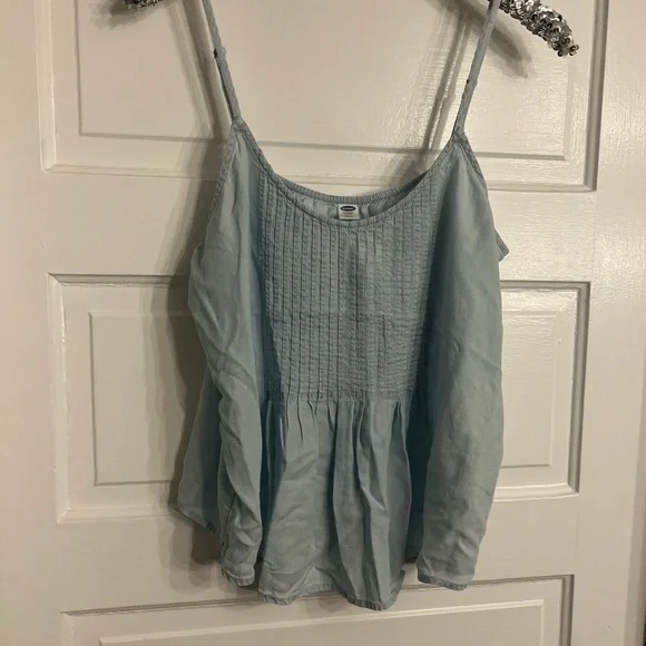 Old Navy Cami - Picture 1 of 4